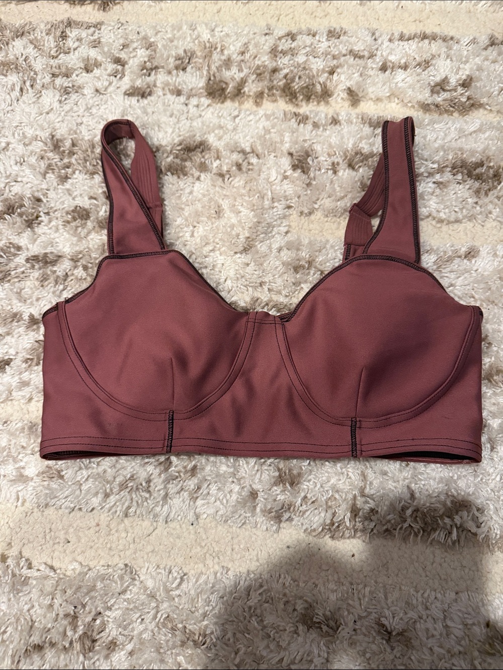 ALO Yoga Wired Sport Bra in Mauve